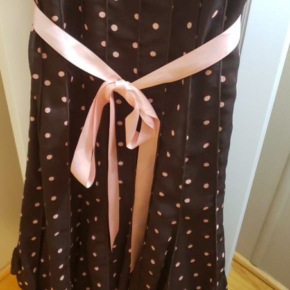 Dress - Picture 2 of 5